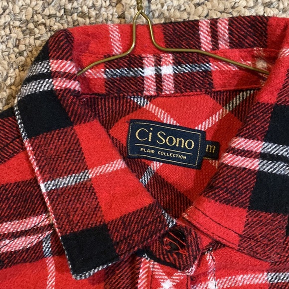 Mens Flannel. Size Medium - Picture 2 of 2
